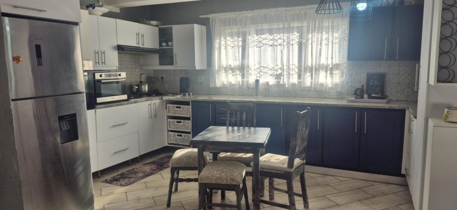 3 Bedroom Property for Sale in Cambridge West Eastern Cape